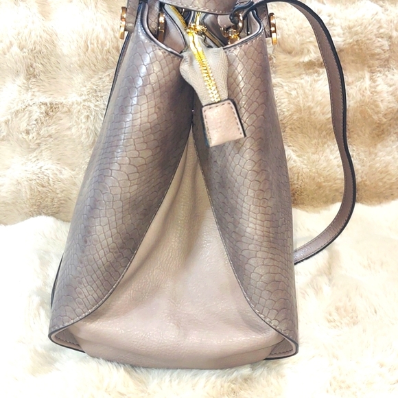 Dune London 3 Strap Zippered Snakeskin Luxury Bucket Handbag - Picture 2 of 9